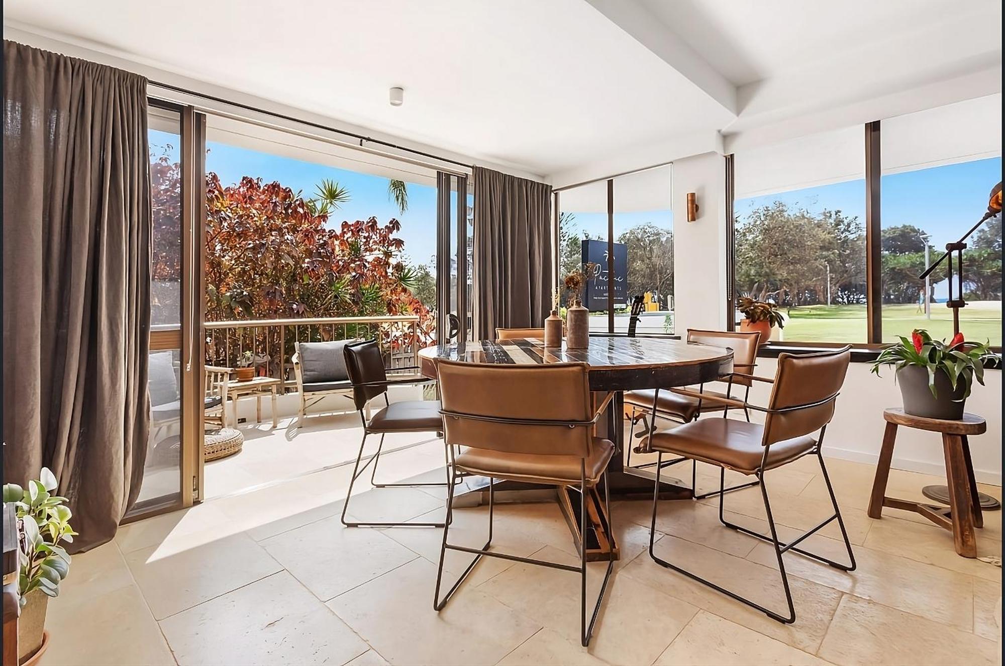 Byron Pacific Apartments - On Clarkes Beach Byron Bay Buitenkant foto